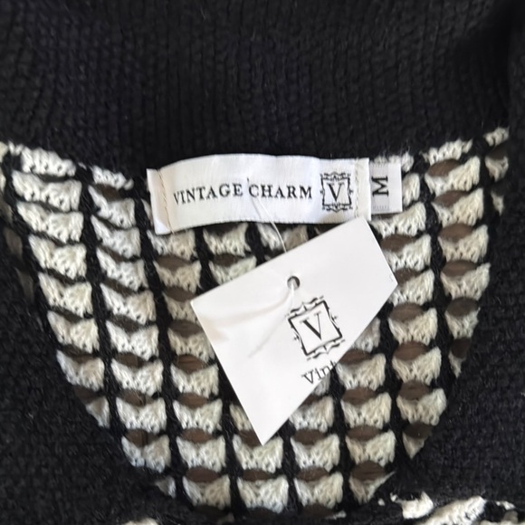 Vintage Charm Black and White Striped Women's Sweater - Picture 3 of 8